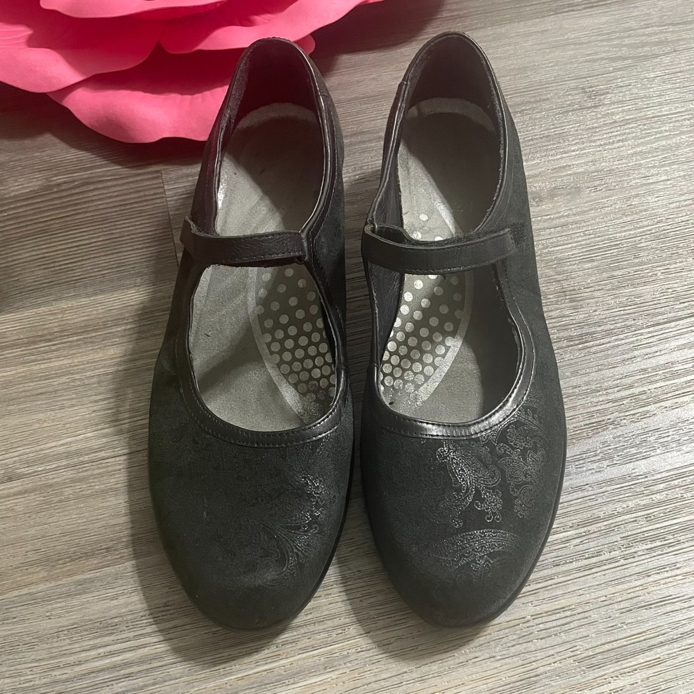 NAOT Size 10 EU 41 Black Suede Leather Paisley Metallic Mary Janes Comfort Shoes